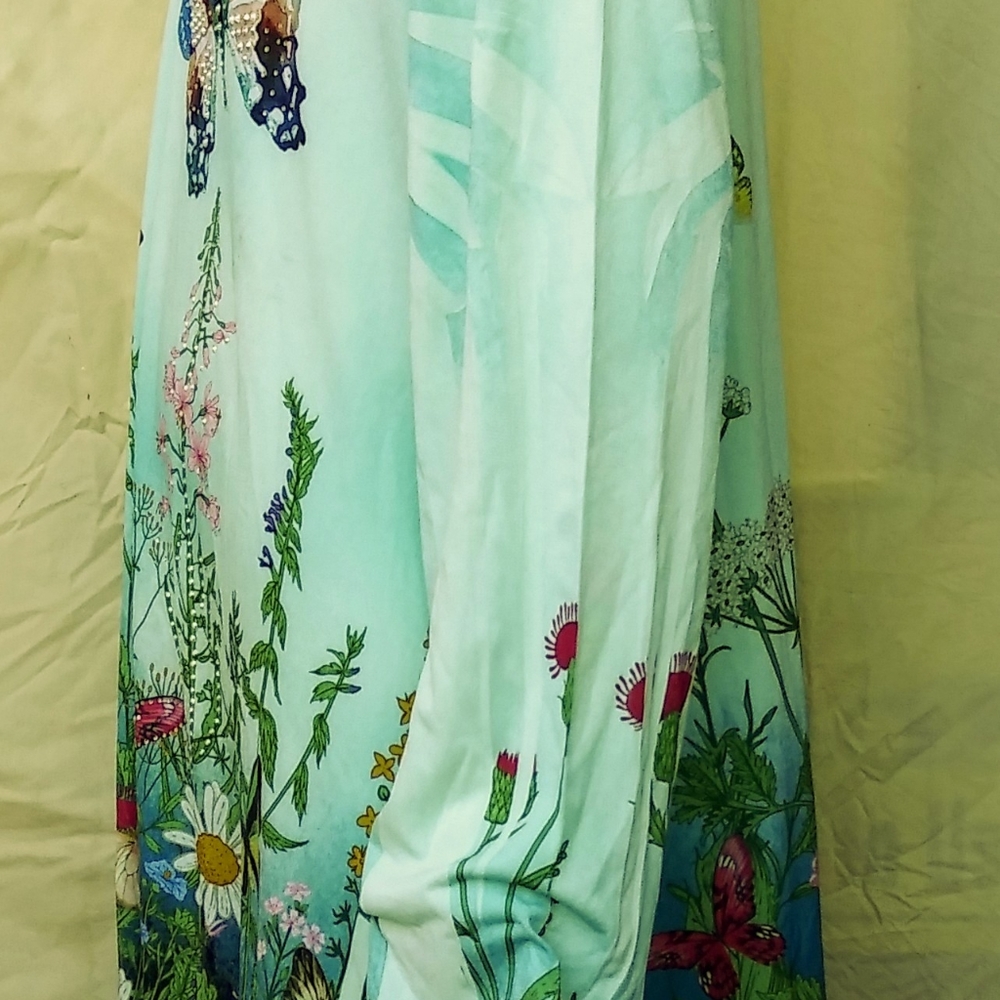 3/4 sleeve green floral embellished top no iron XL